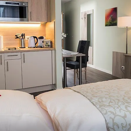 Aino Olympiapark 3* München