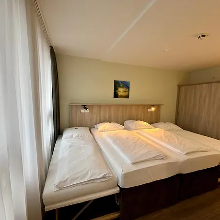 Aino Olympiapark Aparthotel München