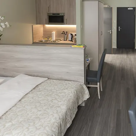 Aino Olympiapark Aparthotel 3*